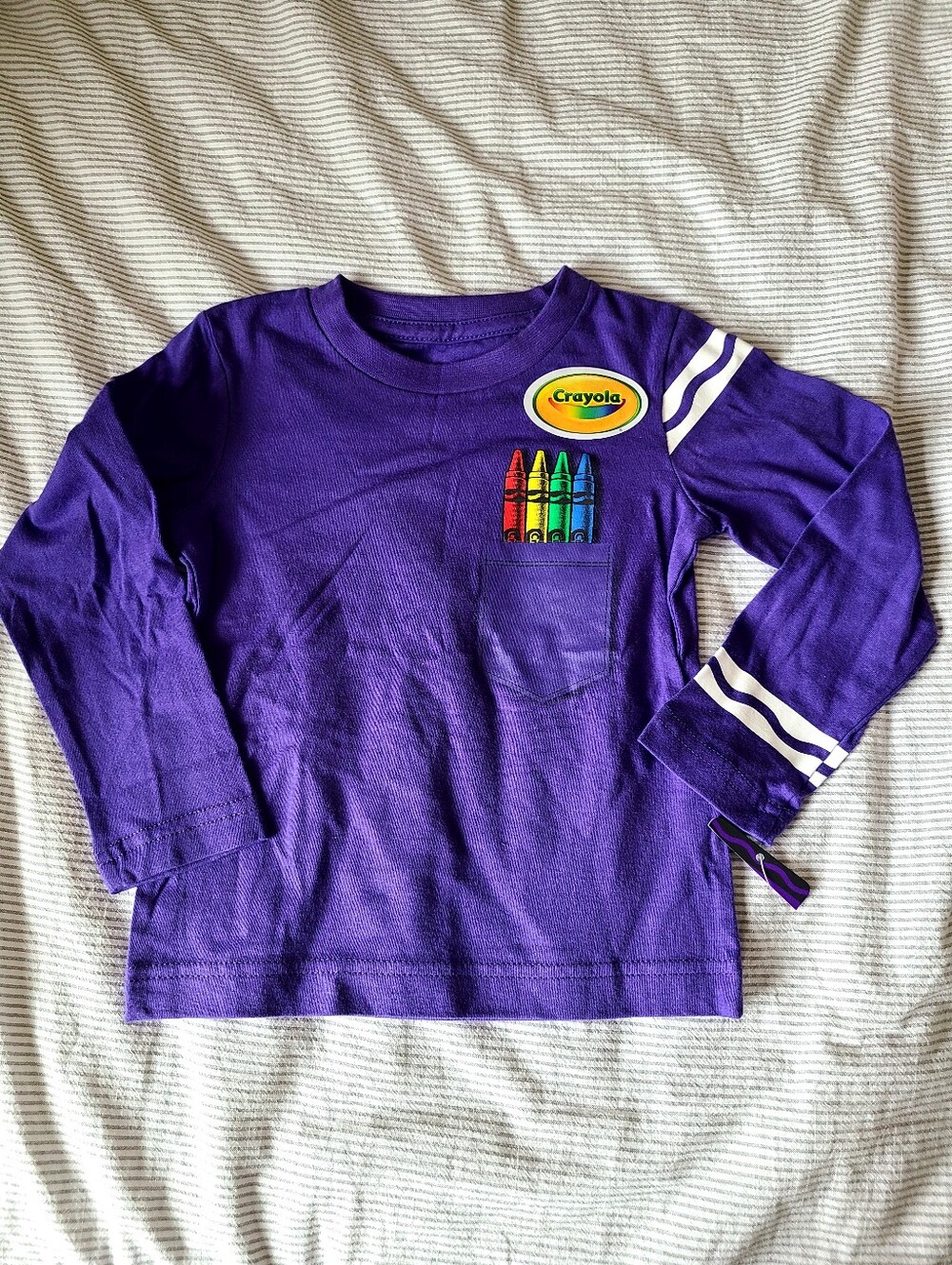 Crayola T-shirt💜